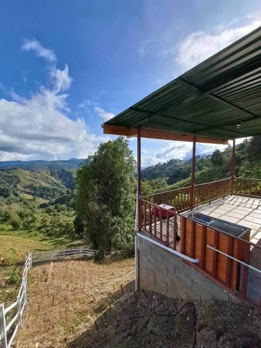 Cebra - The Spot For Great Sunset Views! *