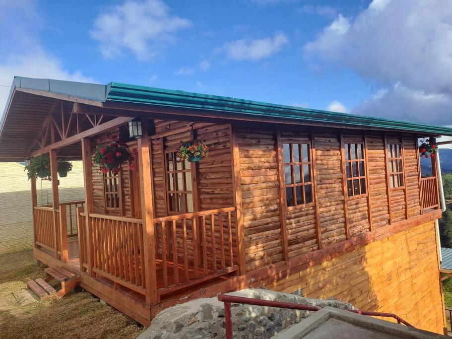 Chalet Cebra - The Spot For Great Sunset Views! *