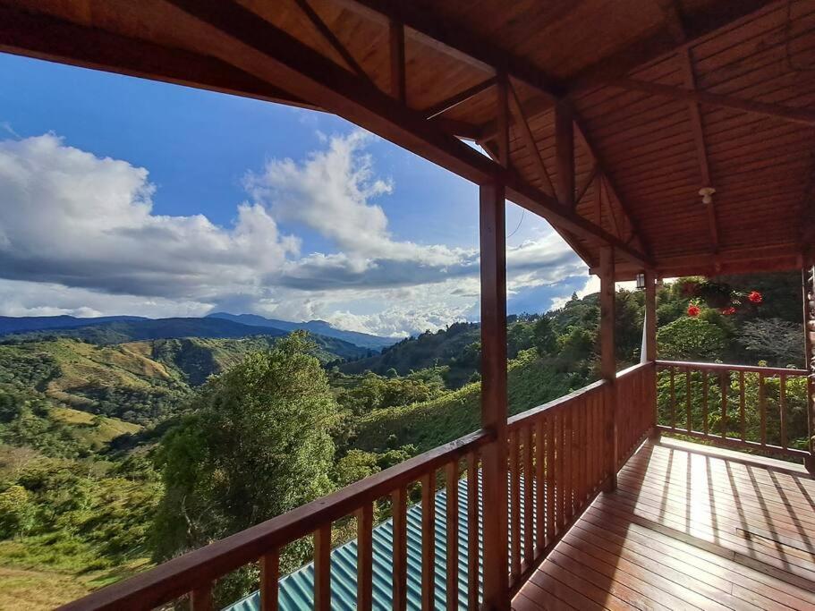 Cebra - The Spot For Great Sunset Views! Chalet
